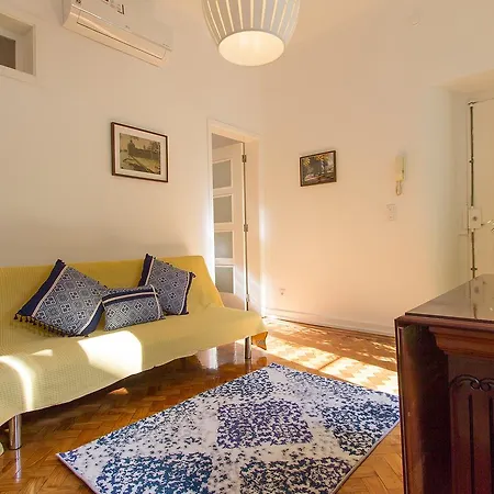 Principe Real Terrace By Homing * Lisboa